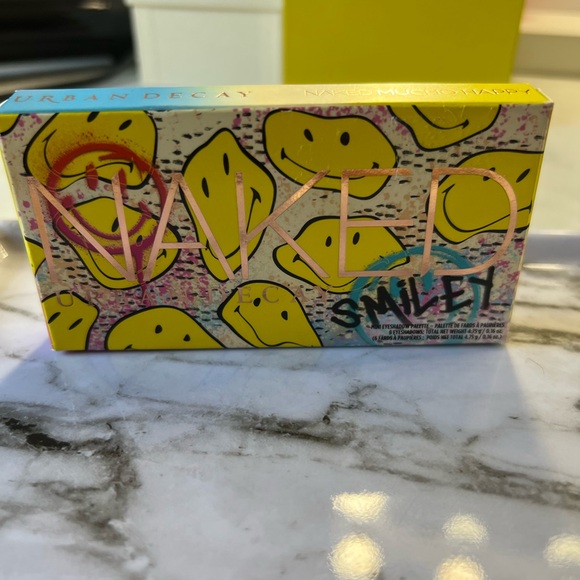 Urban Decay Mini Eyeshadow Palette NIB - Picture 3 of 7